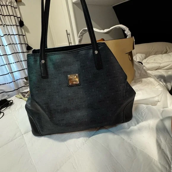 MCM Black Shopper Bag with Sturdy Leather Handles - Picture 8 of 14